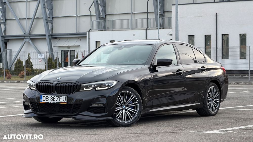 BMW Seria 3 330e Aut. M Sport - 1