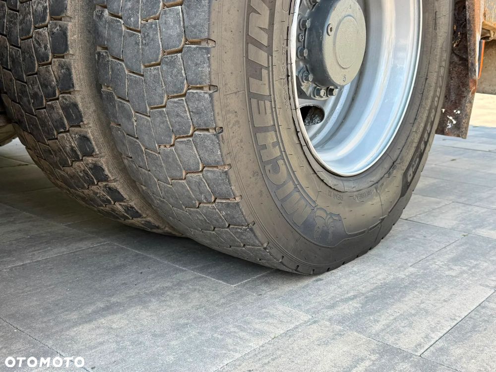 Renault Premium 370.26 - 15