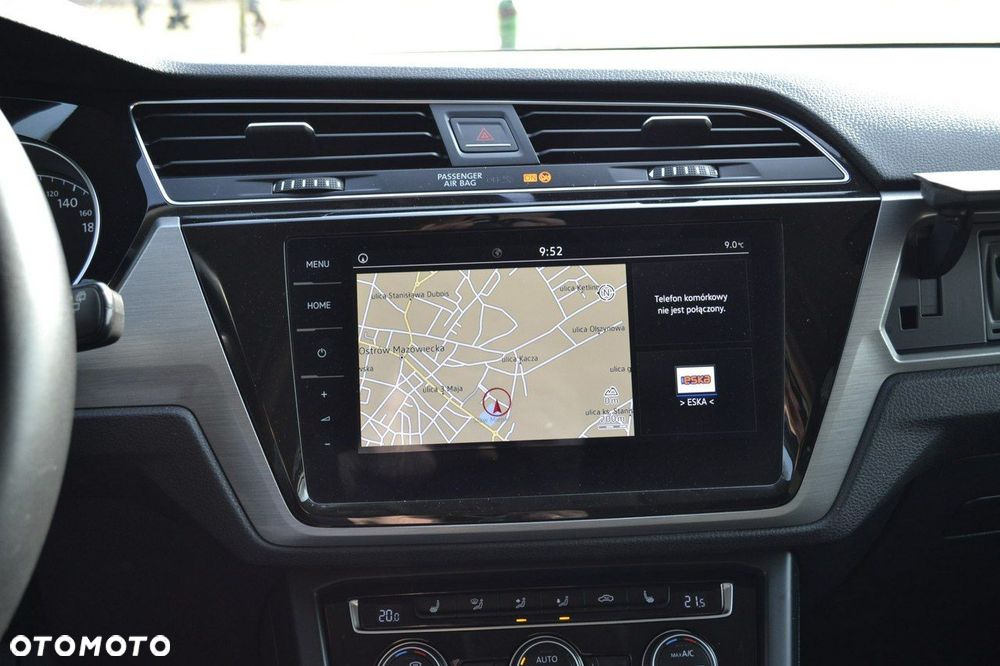 Volkswagen Touran - 21