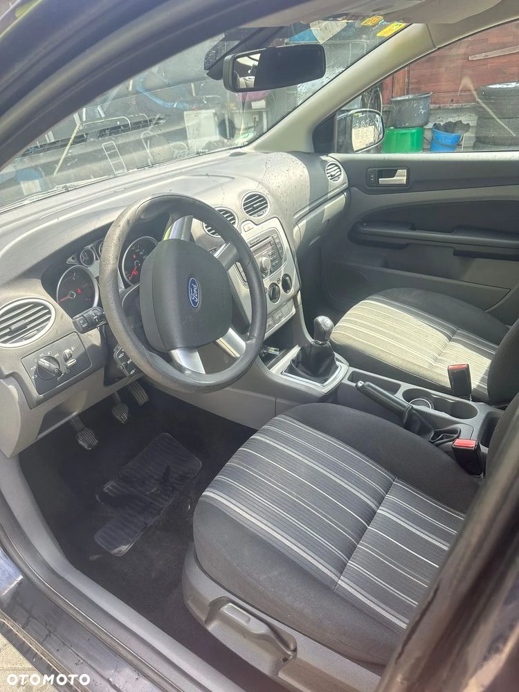 Ford Focus 1.6 TDCi Ghia - 6