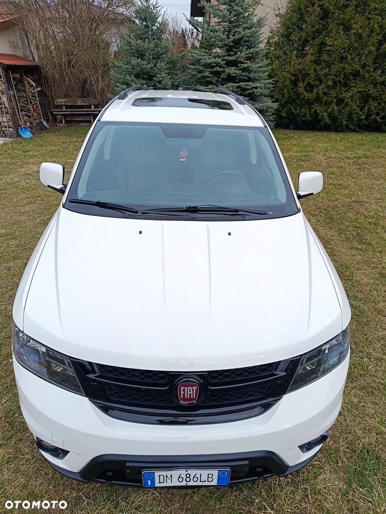 Fiat Freemont 2.0 Multijet Black Code AWD - 3