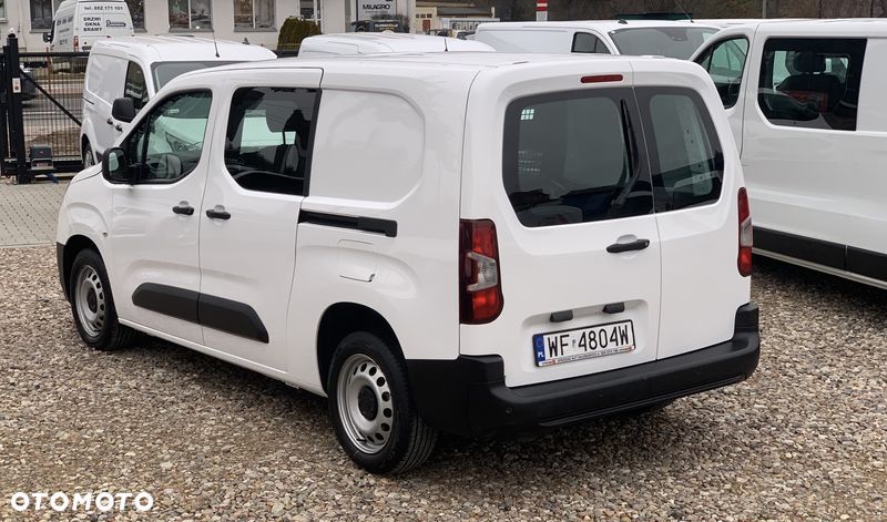Toyota PROACE CITY BRYGADÓWKA L2H1, VAN 5 osobowy, Homologacja cięż. N1, Duża ład-772kg Koła-16 Skrzynia biegów 6stop. Ściana dział. składana 2x Boczne drzwi - 38