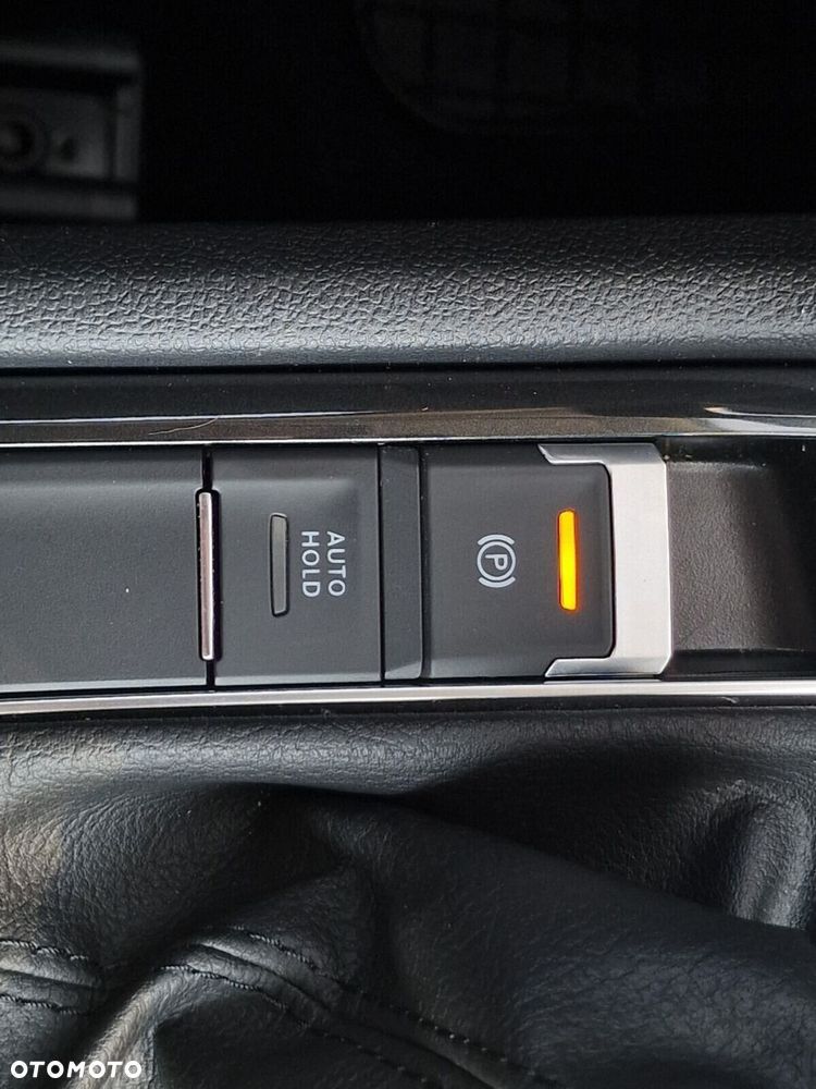 Volkswagen Tiguan 1.5 TSI EVO Elegance DSG - 25