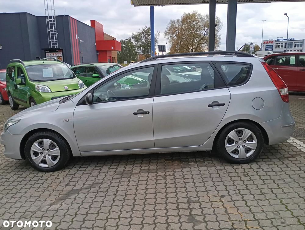 Hyundai i30 i30cw 1.4 blue Comfort - 8