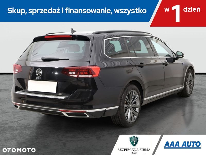 Volkswagen Passat Variant - 7