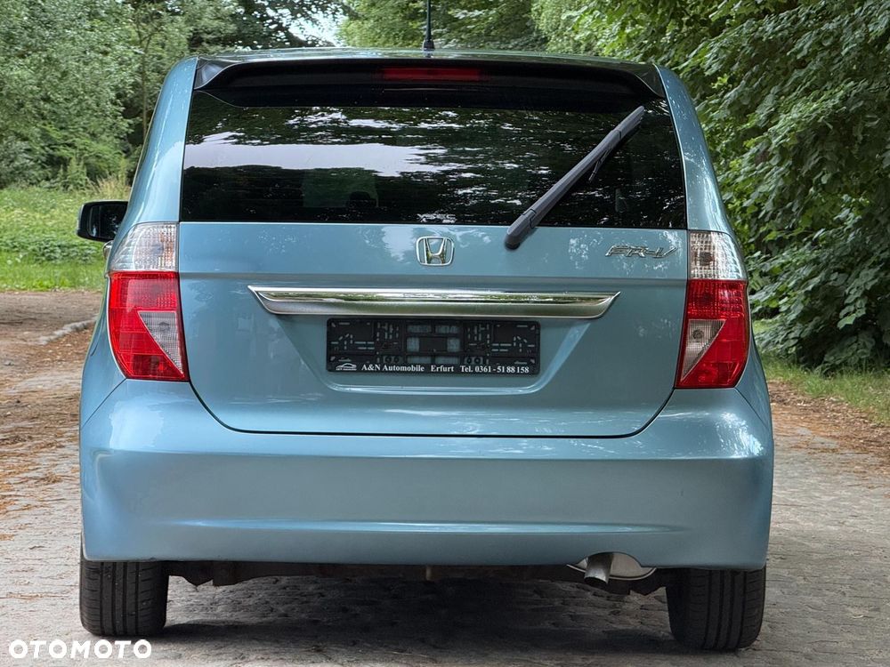 Honda FR-V 1.7 - 6