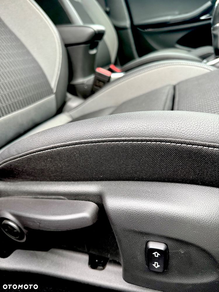 Opel Astra - 10
