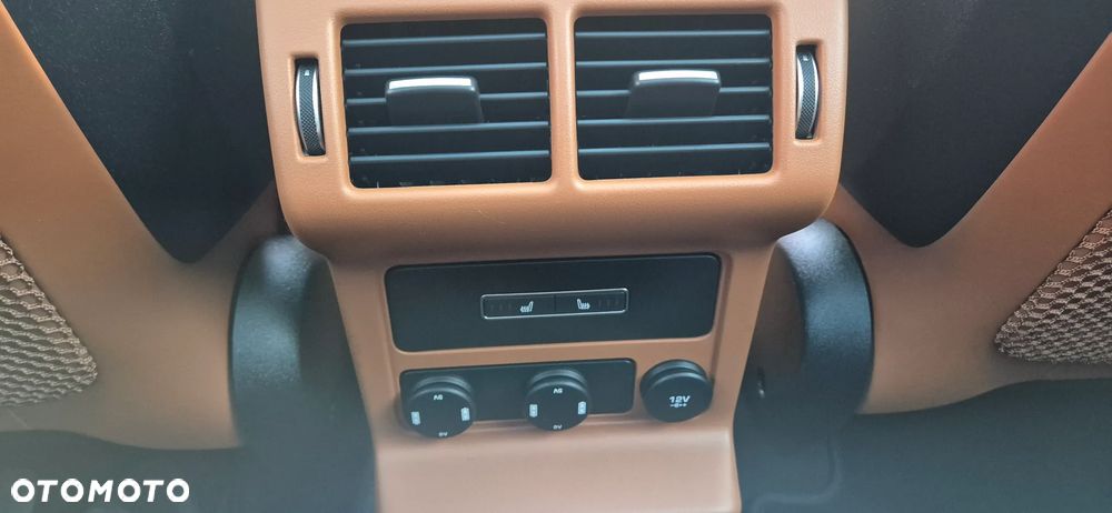 Jaguar F-Pace 5.0 V8 P550 AWD SVR - 27
