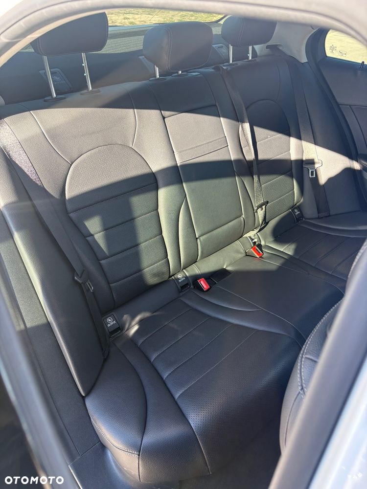 Mercedes-Benz Klasa C 220 d 9G-TRONIC AMG Line - 27