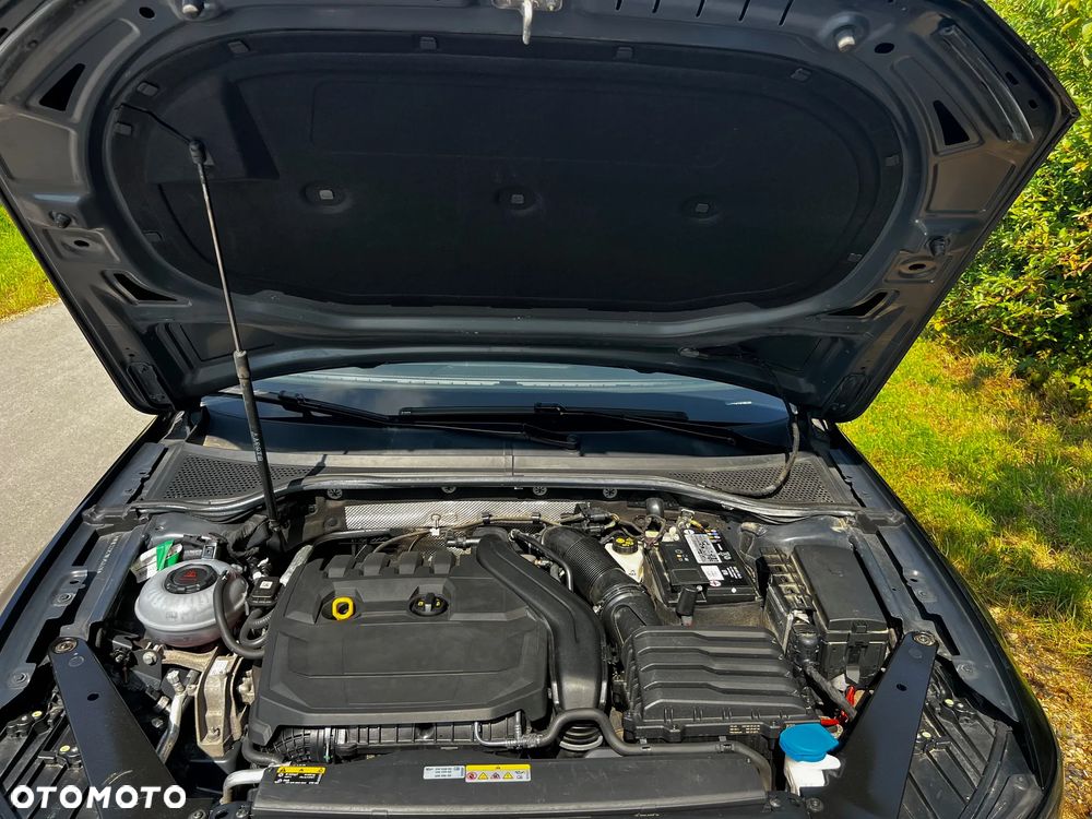 Volkswagen Passat - 10