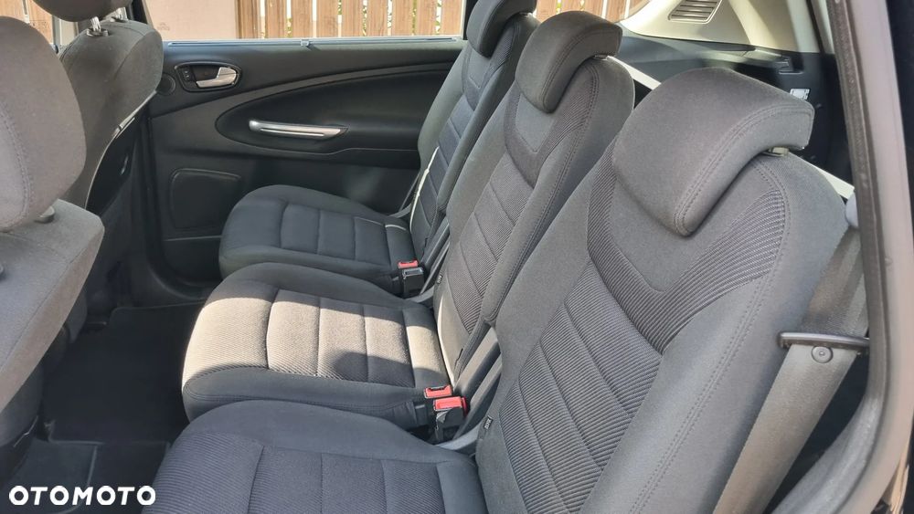 Ford S-Max 2.0 TDCi DPF Titanium - 18