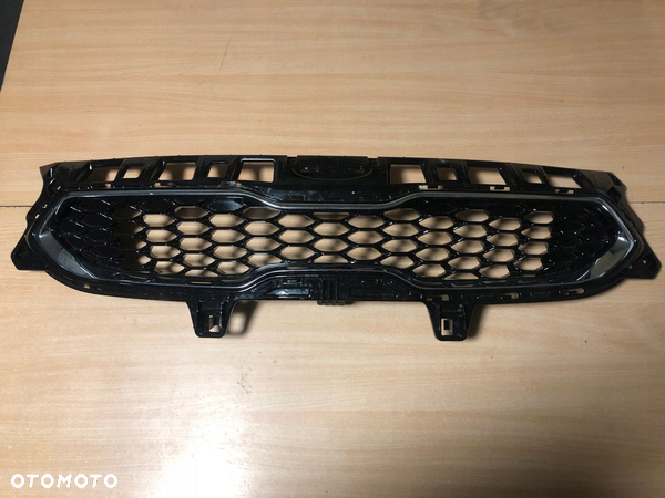 ATRAPA GRILL KIA CEED III 18- 86350-J7010