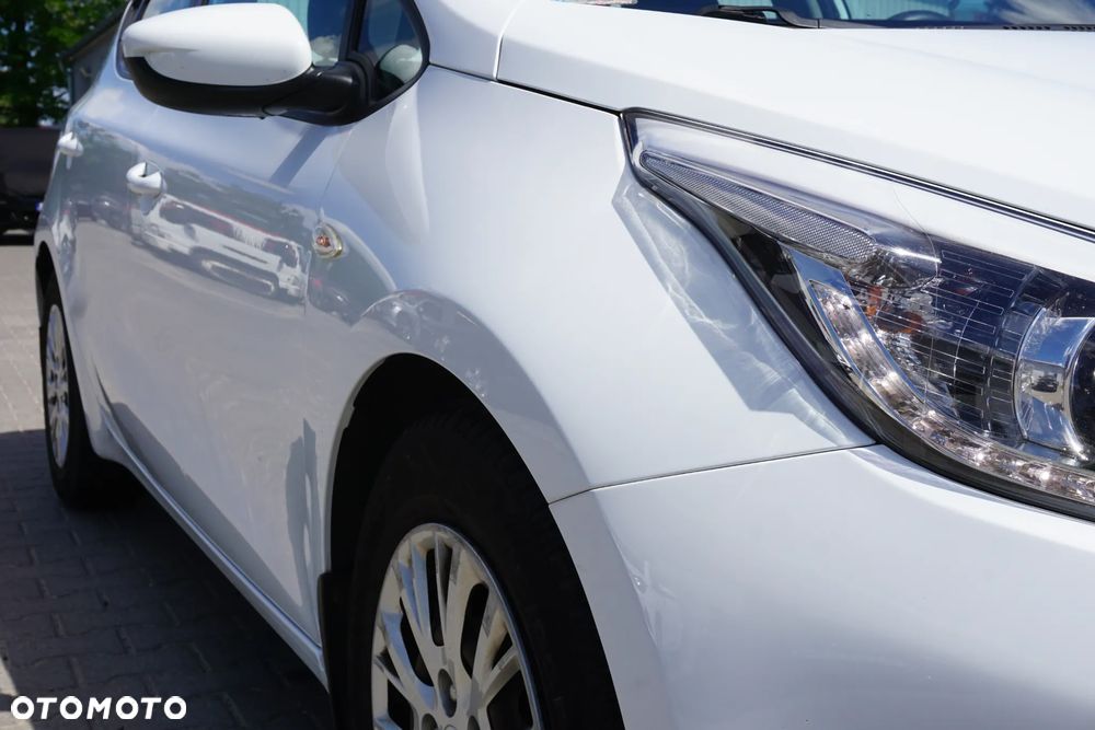 Kia Ceed 1.4 Business Line - 4