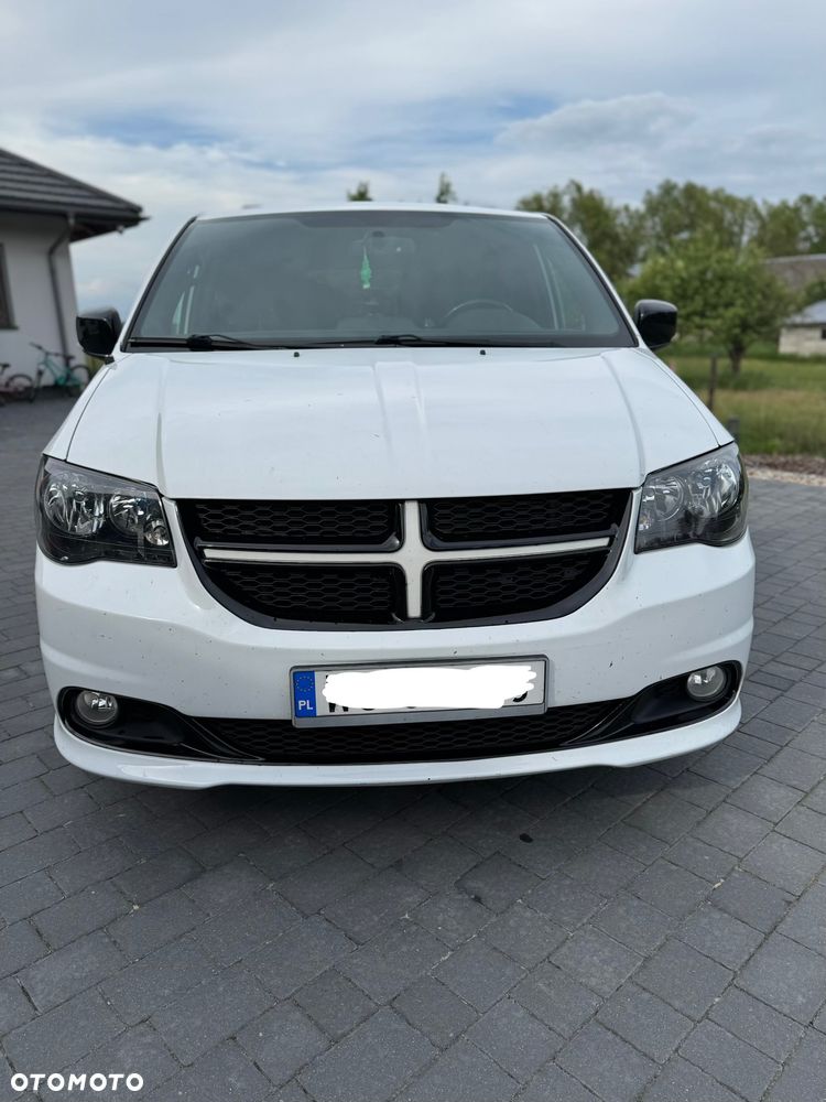 Dodge Grand Caravan 3.6 R/T - 2