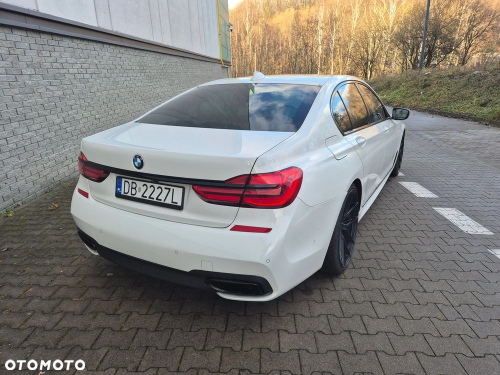 BMW Seria 7 740d xDrive - 9