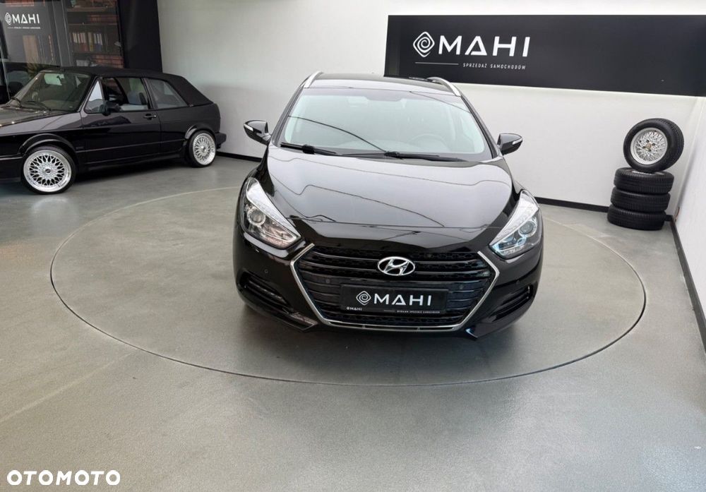 Hyundai i40 Kombi blue 1.7 CRDi DCT Premium - 4