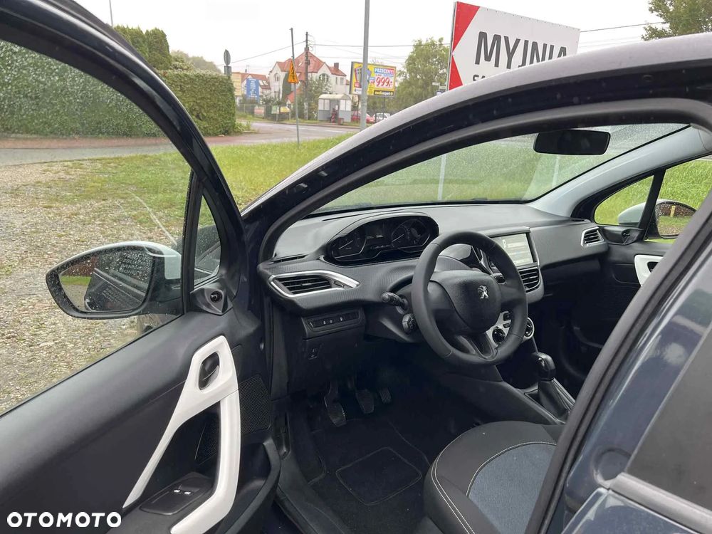 Peugeot 208 1.2 PureTech Style - 6