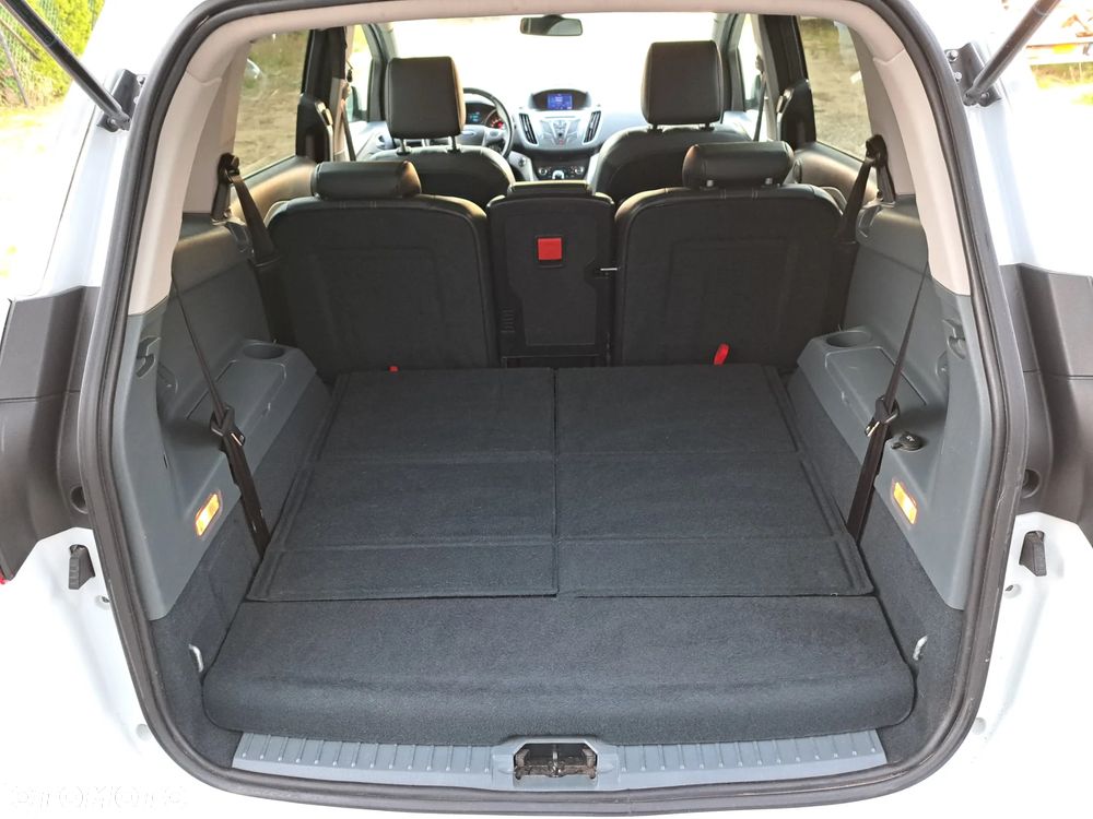 Ford Grand C-MAX 2.0 TDCi Titanium - 17