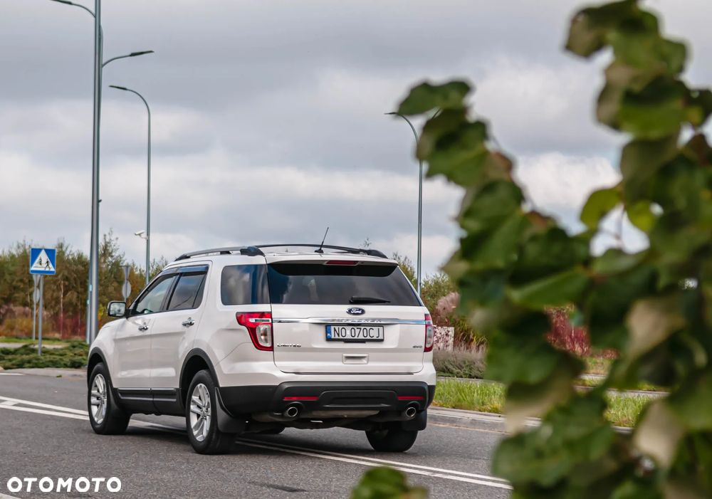 Ford Explorer - 7