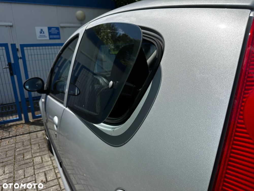 Peugeot 107 70 2-Tronic Filou - 9