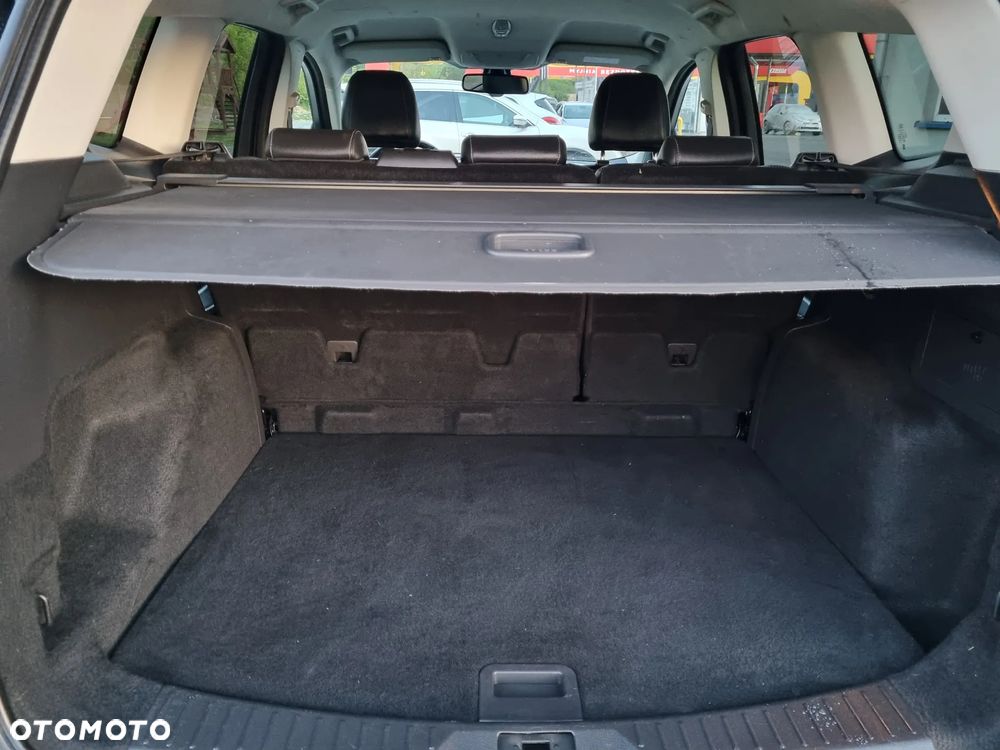 Ford Kuga 2.0 TDCi 4x4 Titanium - 29