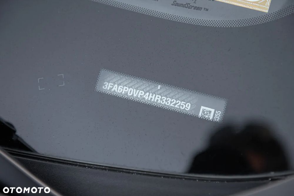 Ford Fusion - 34