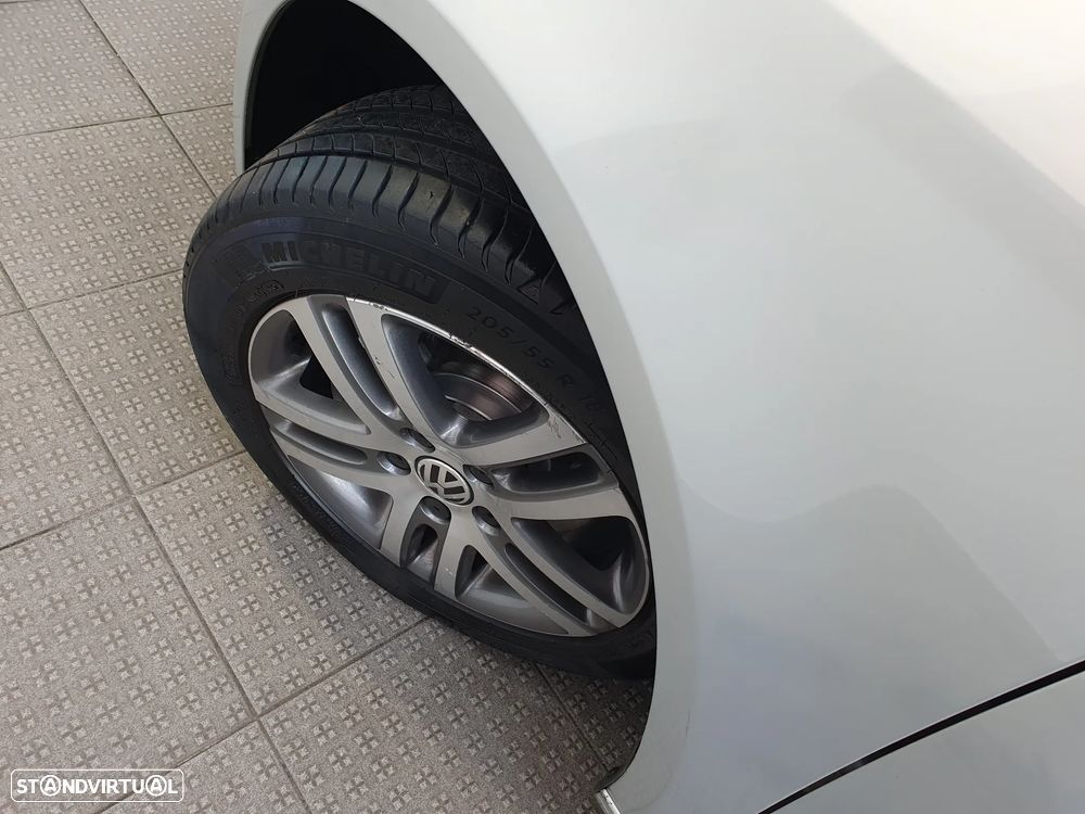 VW Golf Plus 1.4 TSi Confortline DSG - 18