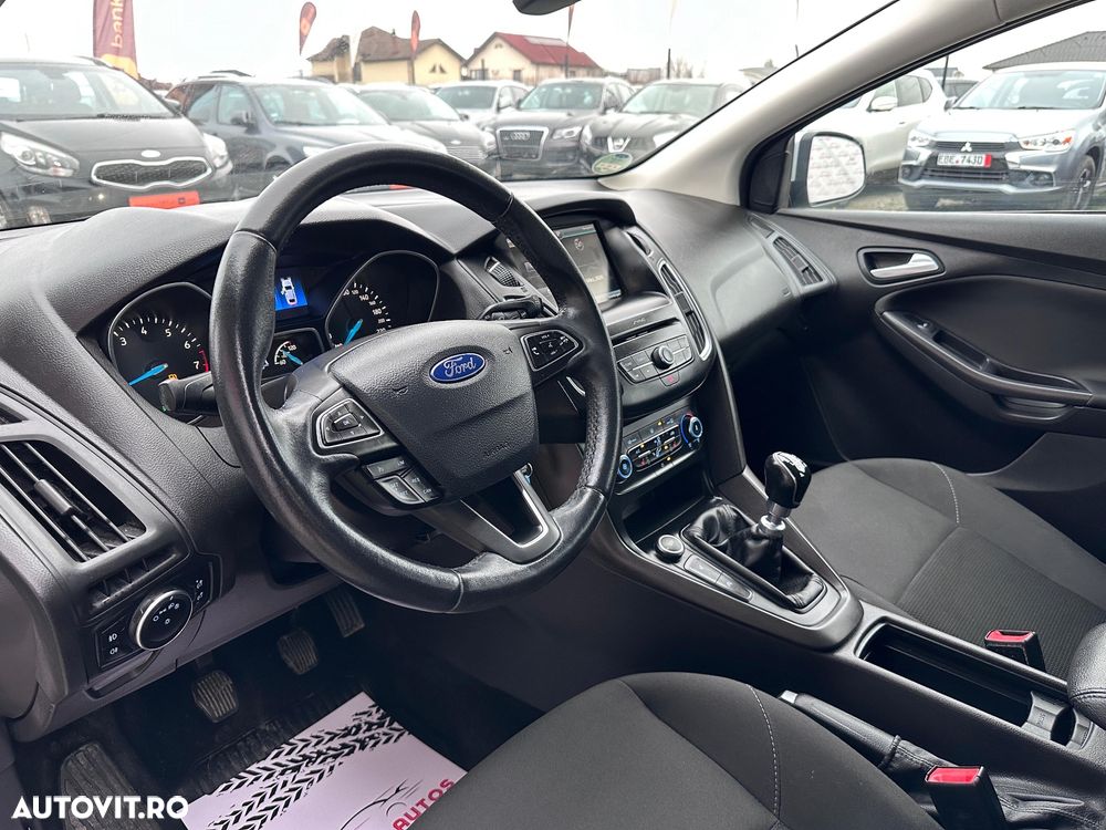 Ford Focus - 17