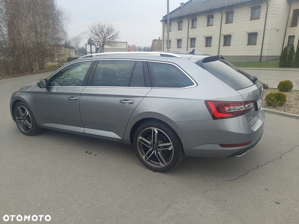 Skoda Superb 2.0 TSI 4x4 Ambition DSG - 2
