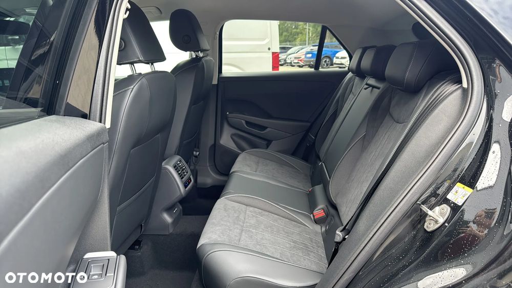 Volkswagen T-Roc 1.5 eTSI Style DSG - 24