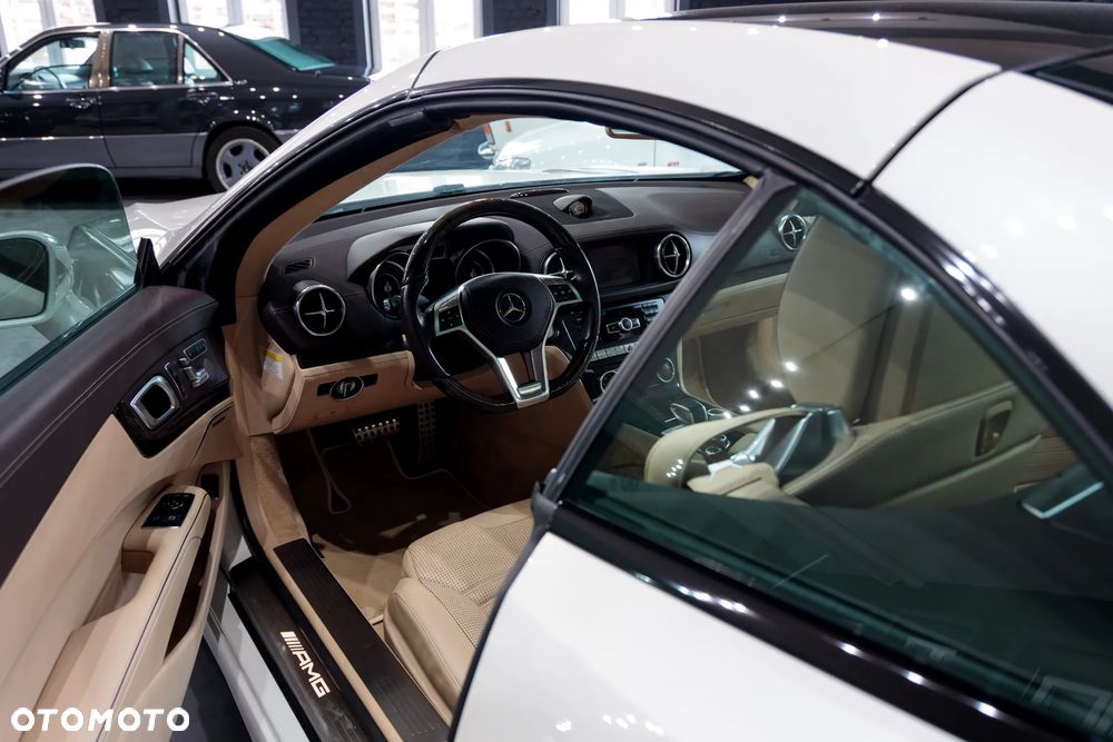 Mercedes-Benz SL 63 AMG AMG Speedshift MCT 7-Gang Sportgetriebe - 10