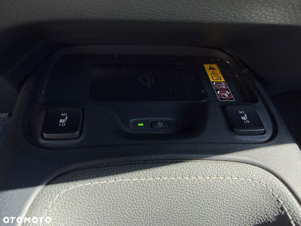 Toyota Corolla 2.0 Hybrid Style - 21