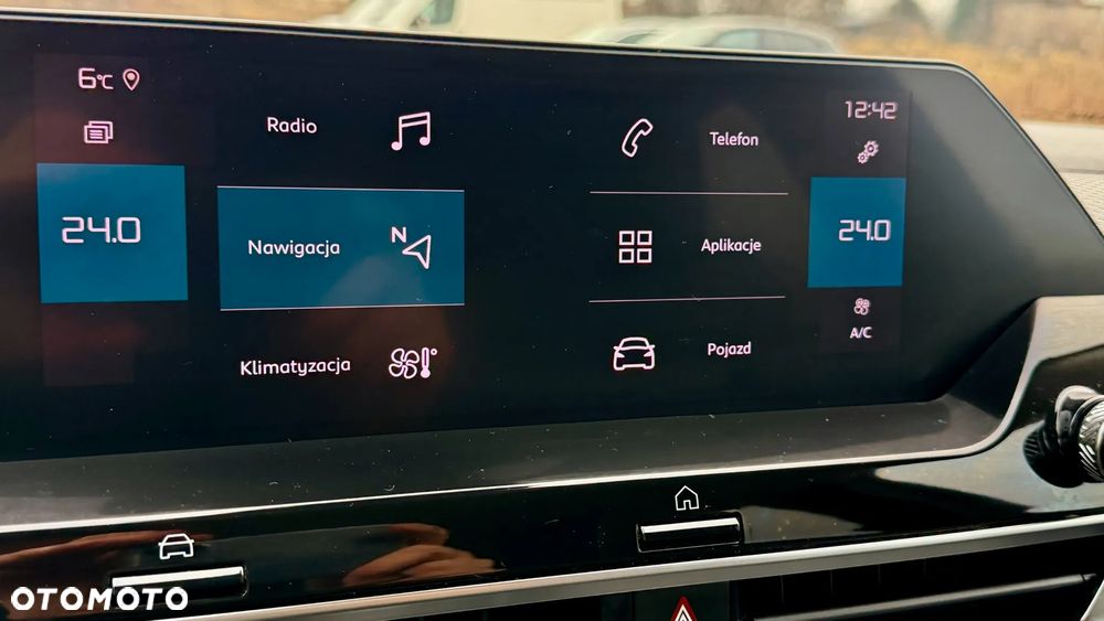 Citroën C4 PureTech 130 Stop&Start EAT8 SHINE - 19