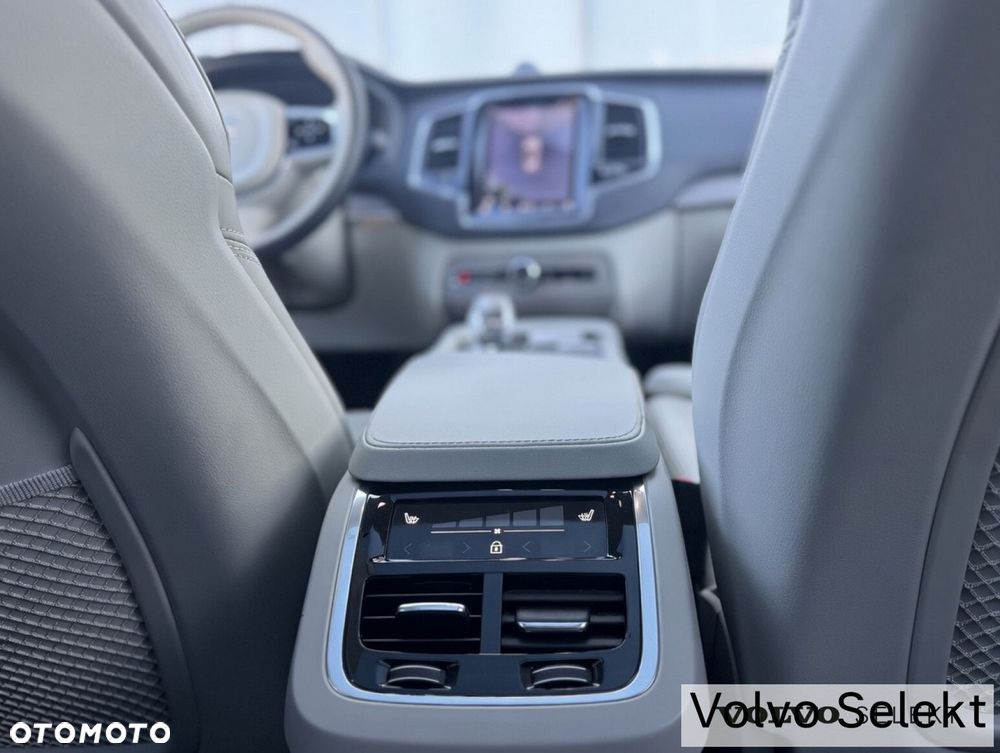Volvo XC 90 - 26