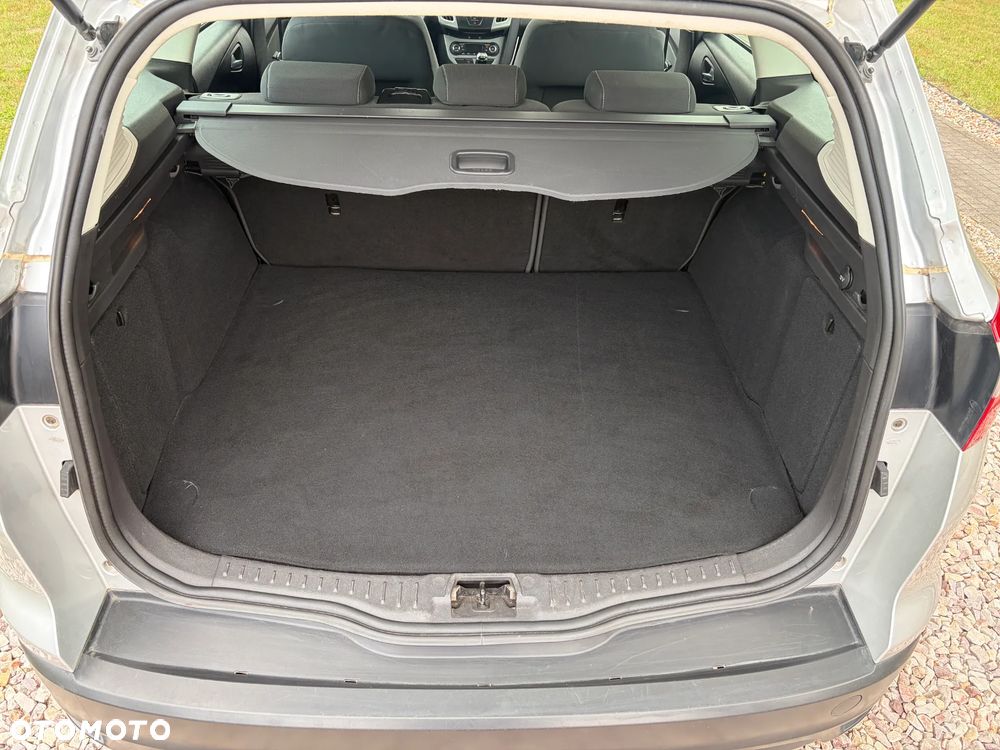 Ford Focus 1.6 TDCi Edition - 19