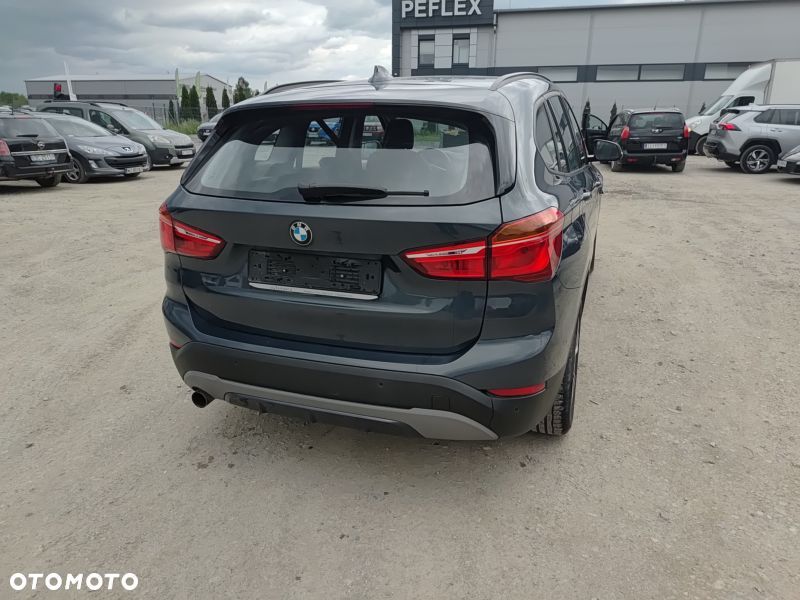 BMW X1 sDrive18i Advantage - 14