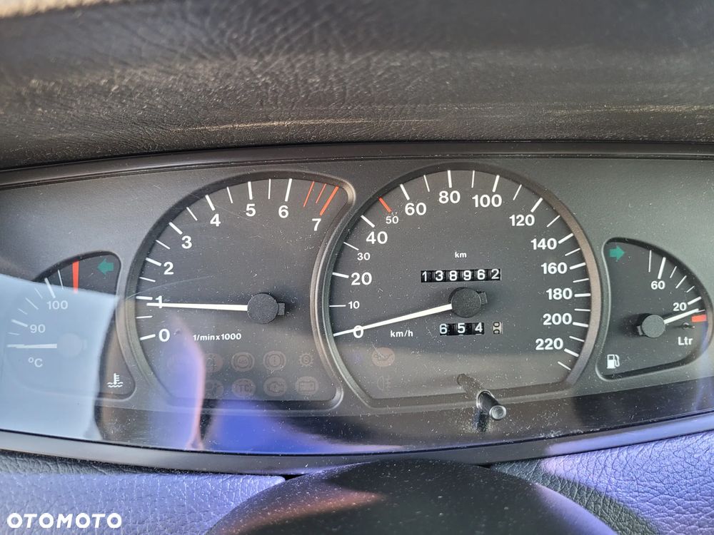 Opel Omega 2.0 CD - 16