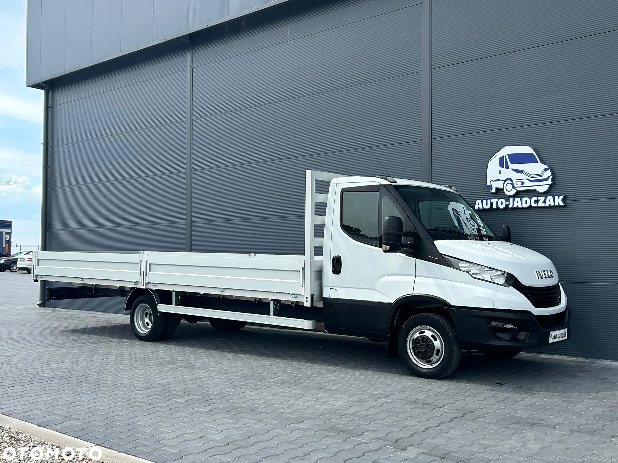 Iveco Daily 50C18 35C18 3.0 HPI Skrzynia 6,2m **KLIMA**NAVI**NA BLIŹNIAKACH**Wzmocniony**Niski przebieg** - 2