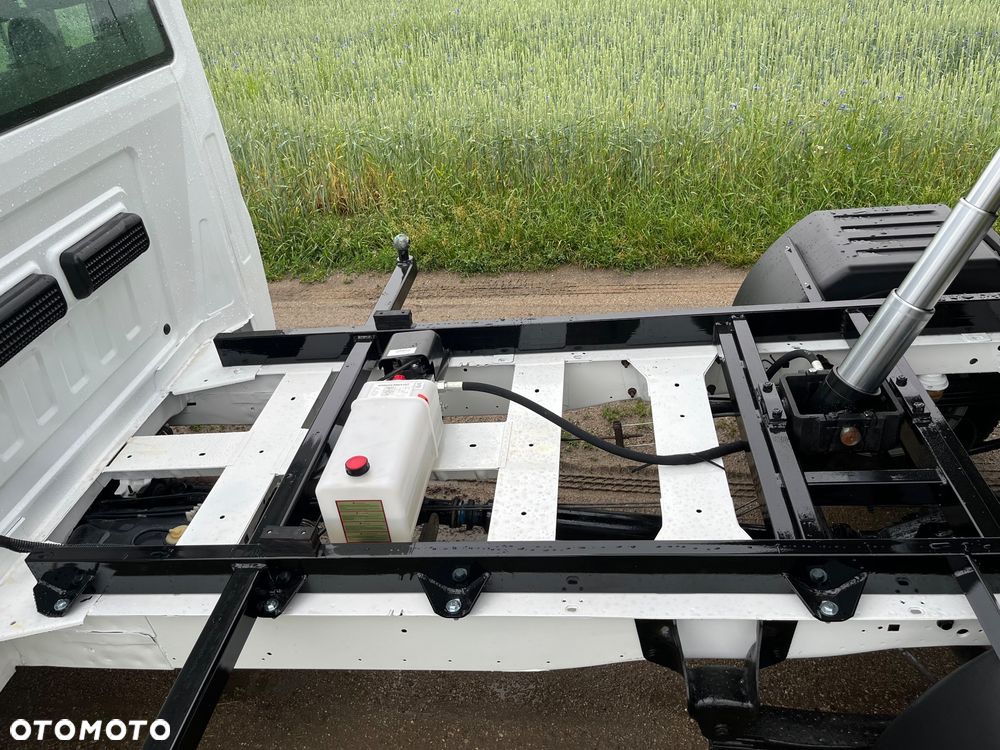 Ford transit - 9