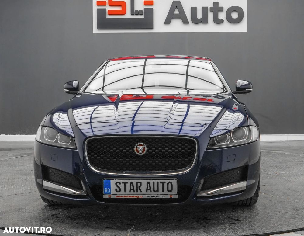 Jaguar XF 20d RWD E-Performance Pure - 3