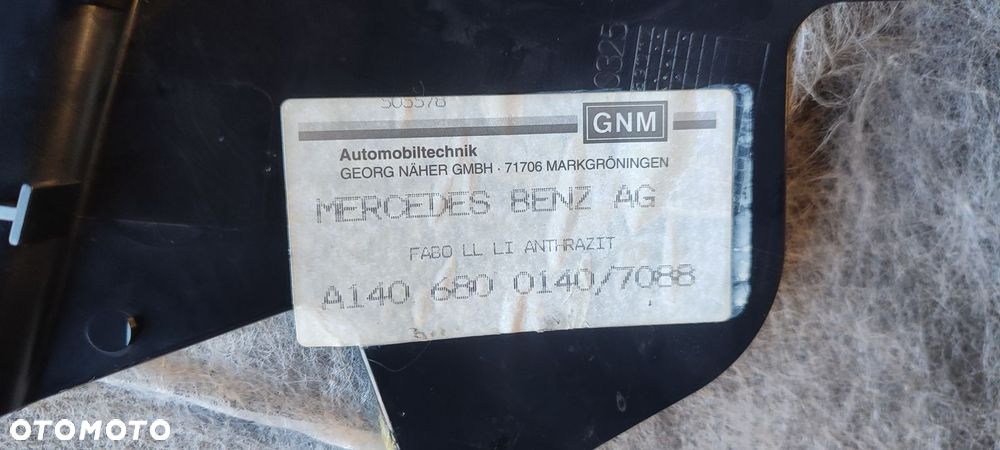 Wykładzina podłoga Mercedes W140 3.2 benzyna - 11