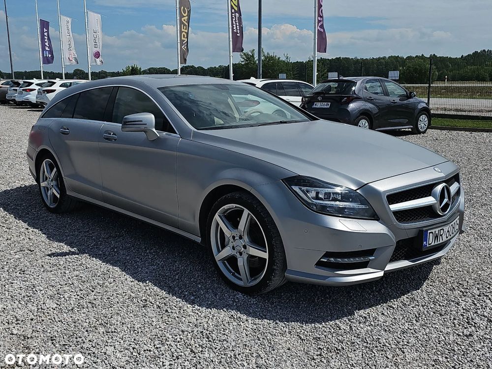 Mercedes-Benz CLS - 4
