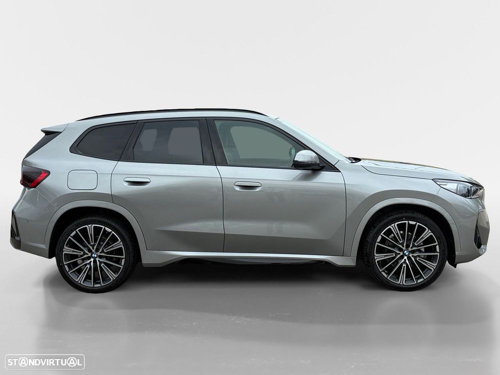 BMW iX1 eDrive20 - 5