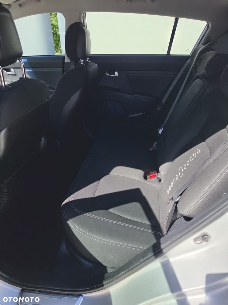 Kia Sportage 1.7 CRDI M 2WD - 17