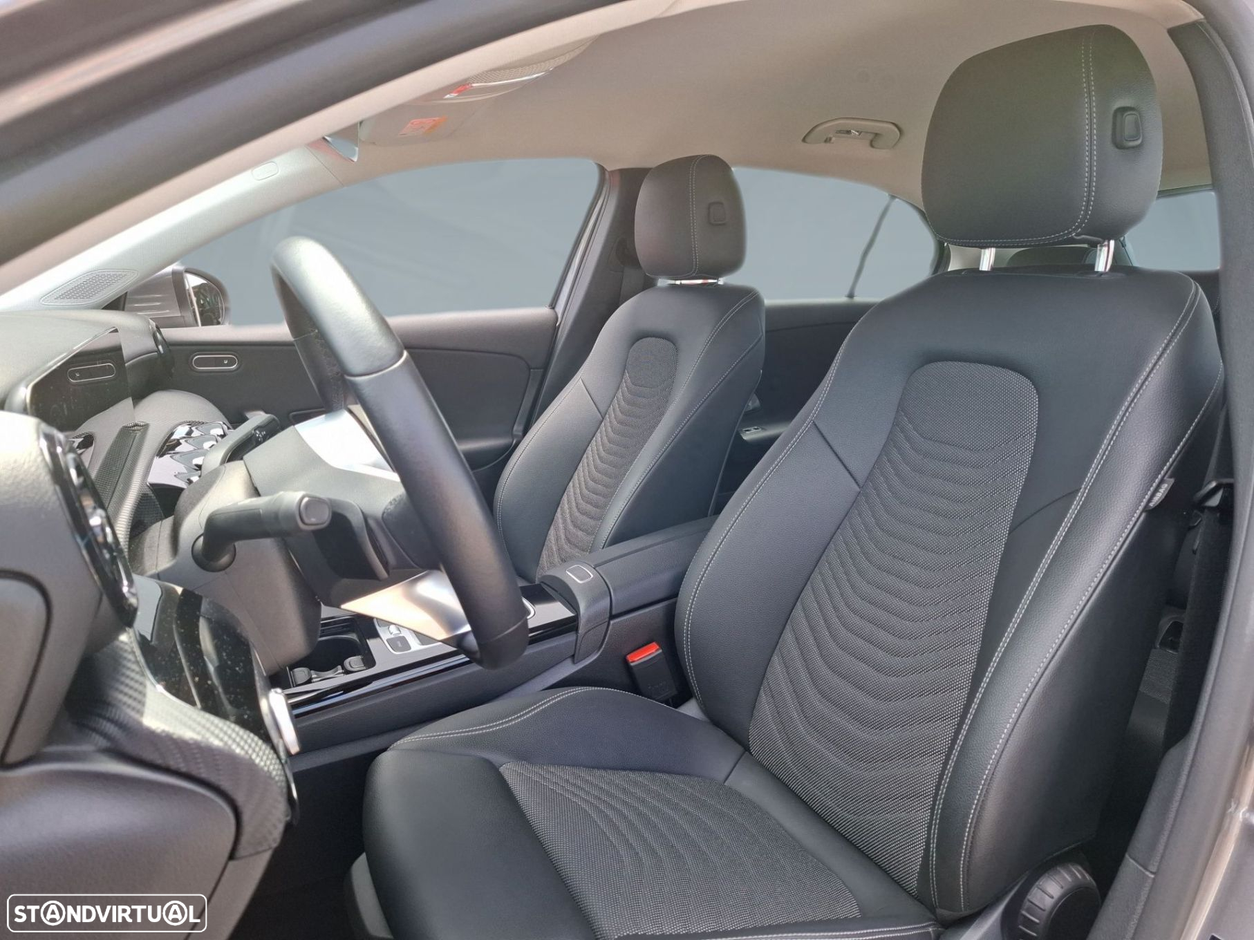 Mercedes-Benz A 200 Style Plus Aut. - 11