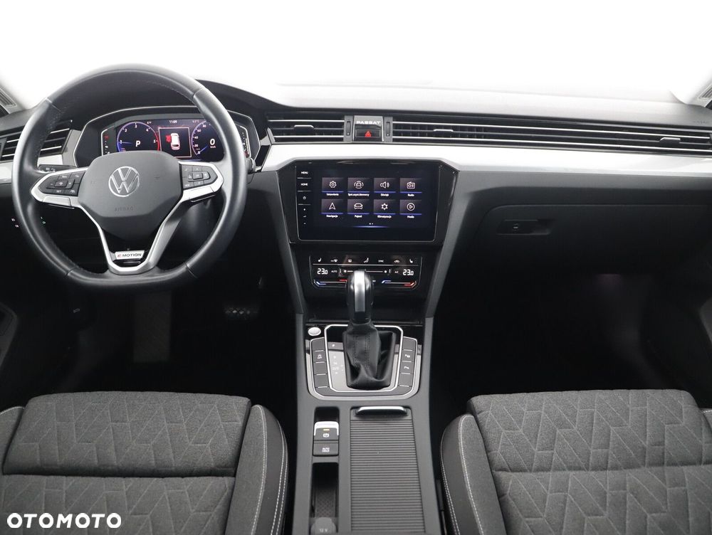 Volkswagen Passat Variant 2.0 TDI 4Mot Elegance DSG - 13