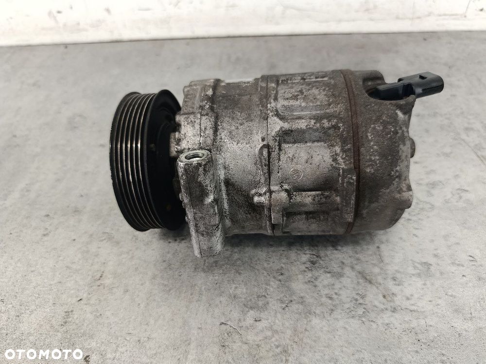 POMPA, SPRĘŻARKA KLIMATYZACJI AUDI A3 8P DENSO 1.6 FSI - 2