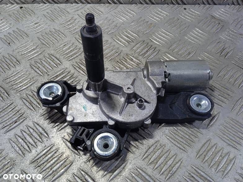 SILNICZEK WYCIERACZEK TYŁ FORD FOCUS MK2 0390201823 - 1