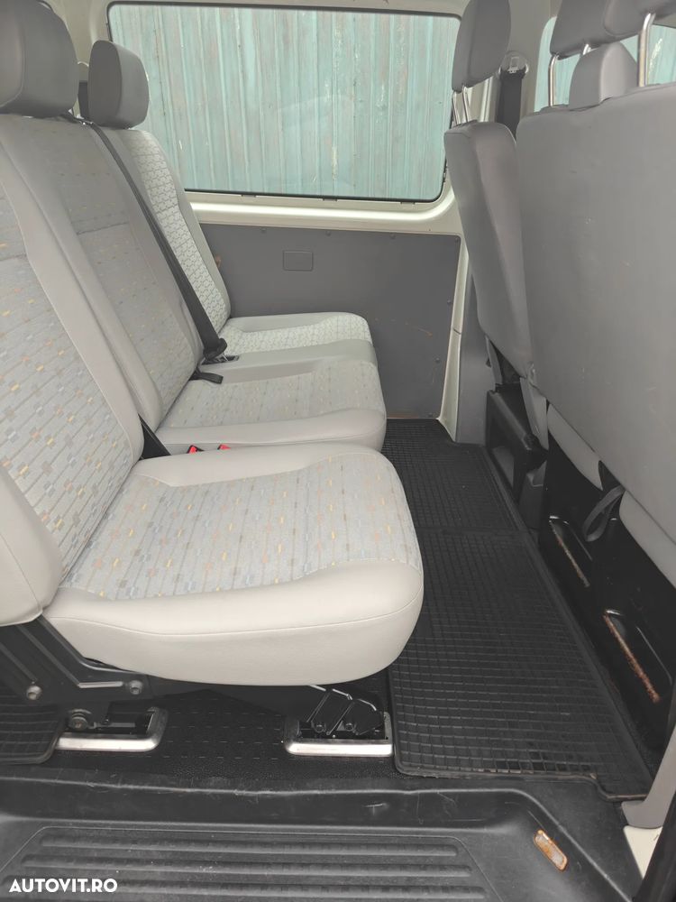Volkswagen Transporter - 7