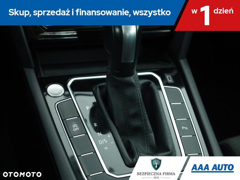 Volkswagen Passat Variant - 18